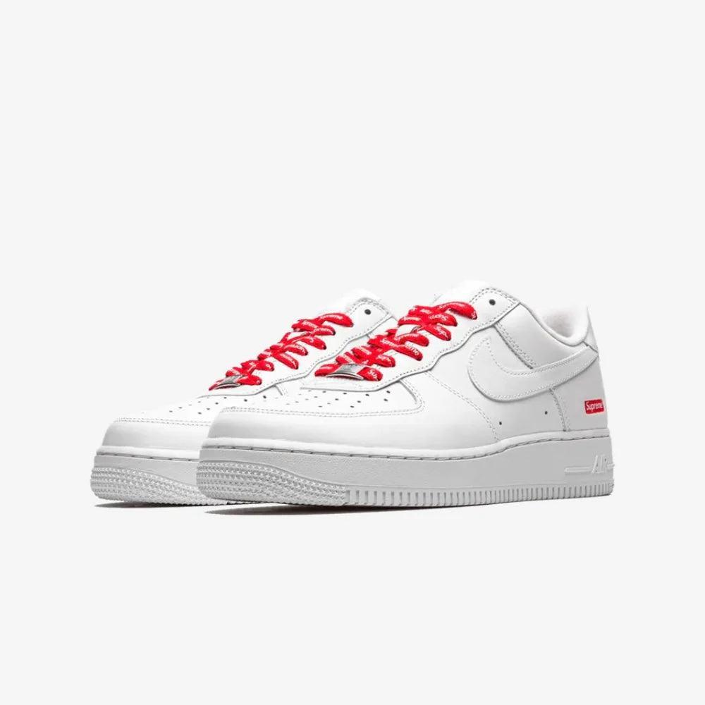 NIKE AIR FORCE 1 x Supreme Air Force 1 - Foot Arena